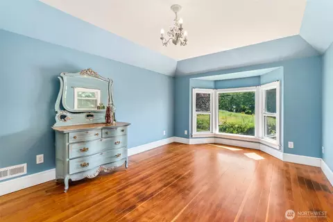 Bedroom - 18803 101st Ave NE, Bothell, WA 98011 photo 1 of 4