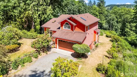 6100 NE Silver Springs Ln, Poulsbo, WA 98370