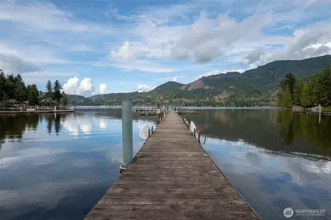 316 W Lake Samish Dr #10, Bellingham, WA 98229