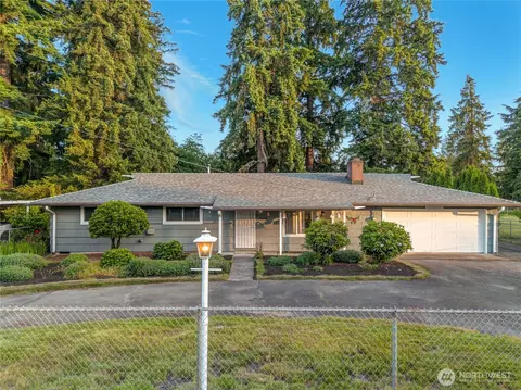 1202 Brookdale Rd E, Tacoma, WA 98445