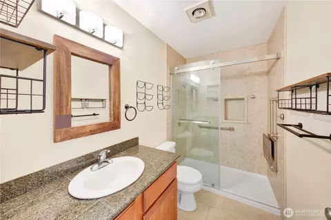 Bath - 20320 Bothell-everett Hwy #D204, Bothell, WA 98012 photo 1 of 2