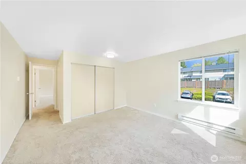 Bedroom - 20320 Bothell-everett Hwy #D204, Bothell, WA 98012 photo 1 of 2