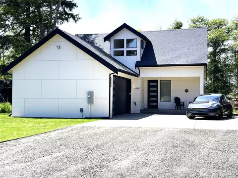 345 Bass Ave NE, Ocean Shores, WA 98569