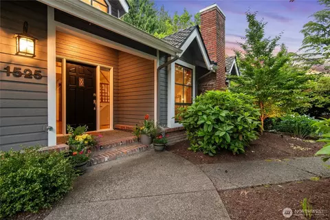 Exterior - 1525 145th Pl SE, Mill Creek, WA 98012 photo 2 of 9