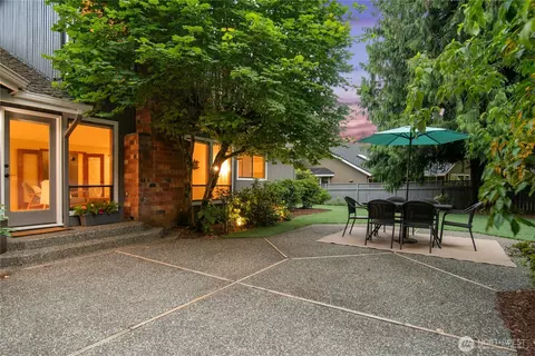 Exterior - 1525 145th Pl SE, Mill Creek, WA 98012 photo 3 of 9