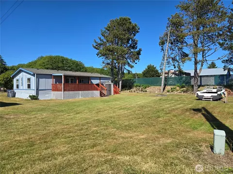 507 E Pacific Ave, Westport, WA 98595