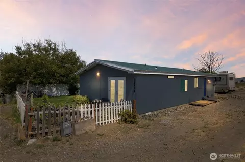 25919 W 251 Pr NW, Benton City, WA 99320