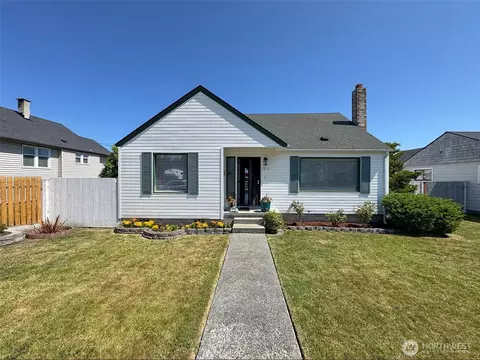 1011 E 5th St, Port Angeles, WA 98362