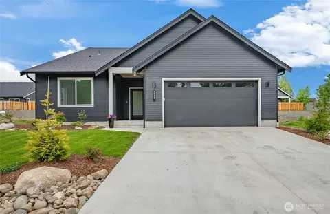 2823 Oleander Ln, Blaine, WA 98230