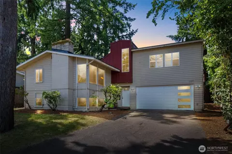 2127 170th Ave NE, Bellevue, WA 98008