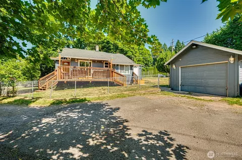 3208 NE 39th St, Vancouver, WA 98661