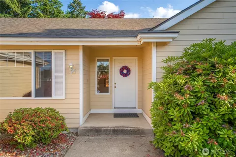 6610 227th Street Ct E, Spanaway, WA 98387