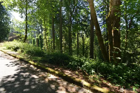 2427 Archwood Dr, Longview, WA 98632