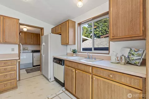 18819 128th Ave NE, Bothell, WA 98011 photo 8