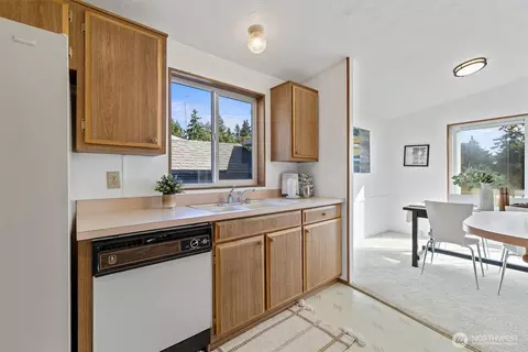 18819 128th Ave NE, Bothell, WA 98011 photo 11
