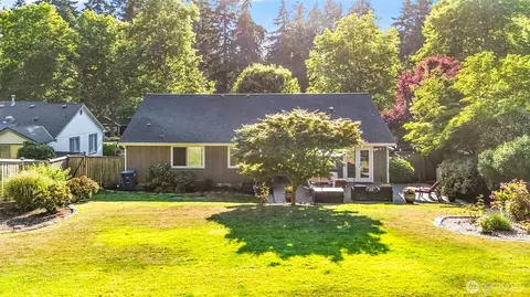 7807 71st Ave NW, Gig Harbor, WA 98335