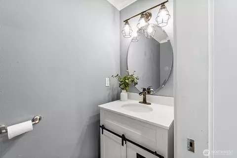 Bath - 1208 Goldfinch Ave SW, Orting, WA 98360 photo 1 of 4