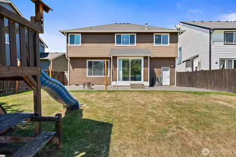 Exterior - 1208 Goldfinch Ave SW, Orting, WA 98360 photo 5 of 6