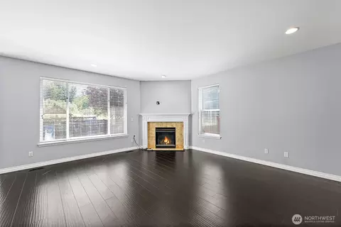 Living - 1208 Goldfinch Ave SW, Orting, WA 98360 photo 4 of 6