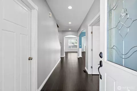 Entry Way - 1208 Goldfinch Ave SW, Orting, WA 98360 photo 1 of 1