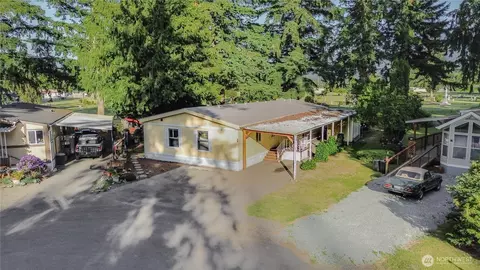 24443 Wicker Rd #16, Sedro Woolley, WA 98284