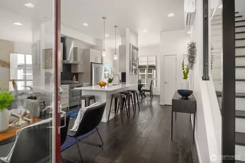 Entry Way - 111 Martin Luther King Jr Way, Seattle, WA 98122 photo 1 of 1