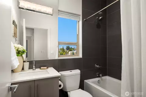 Bath - 111 Martin Luther King Jr Way, Seattle, WA 98122 photo 1 of 4