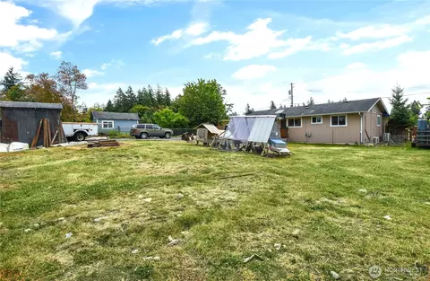 Exterior - 21202 SE 414th St, Enumclaw, WA 98022 photo 4 of 6