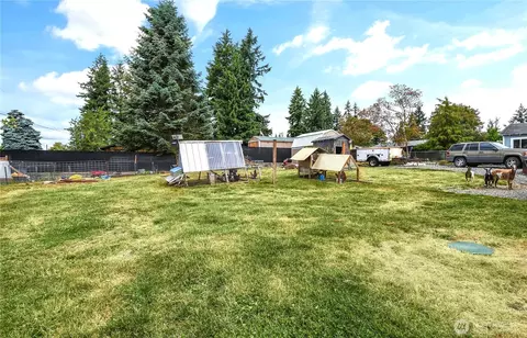 Exterior - 21202 SE 414th St, Enumclaw, WA 98022 photo 3 of 6