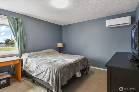 Bedroom - 21202 SE 414th St, Enumclaw, WA 98022 photo 1 of 4