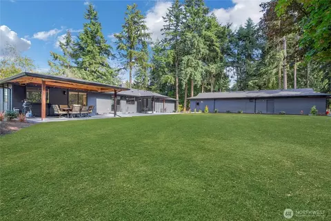 3327 170th Ave E, Lake Tapps, WA 98391