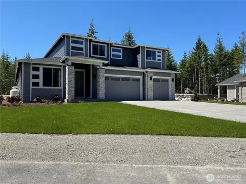 5485 Big Buck Pl NW, Bremerton, WA 98312