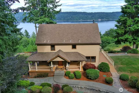 11731 Luna Vista Ave SE, Olalla, WA 98359