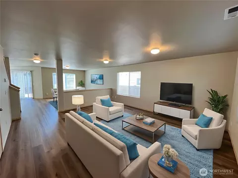 Living - 17709 Silver Creek Ave E, Puyallup, WA 98375 photo 1 of 5