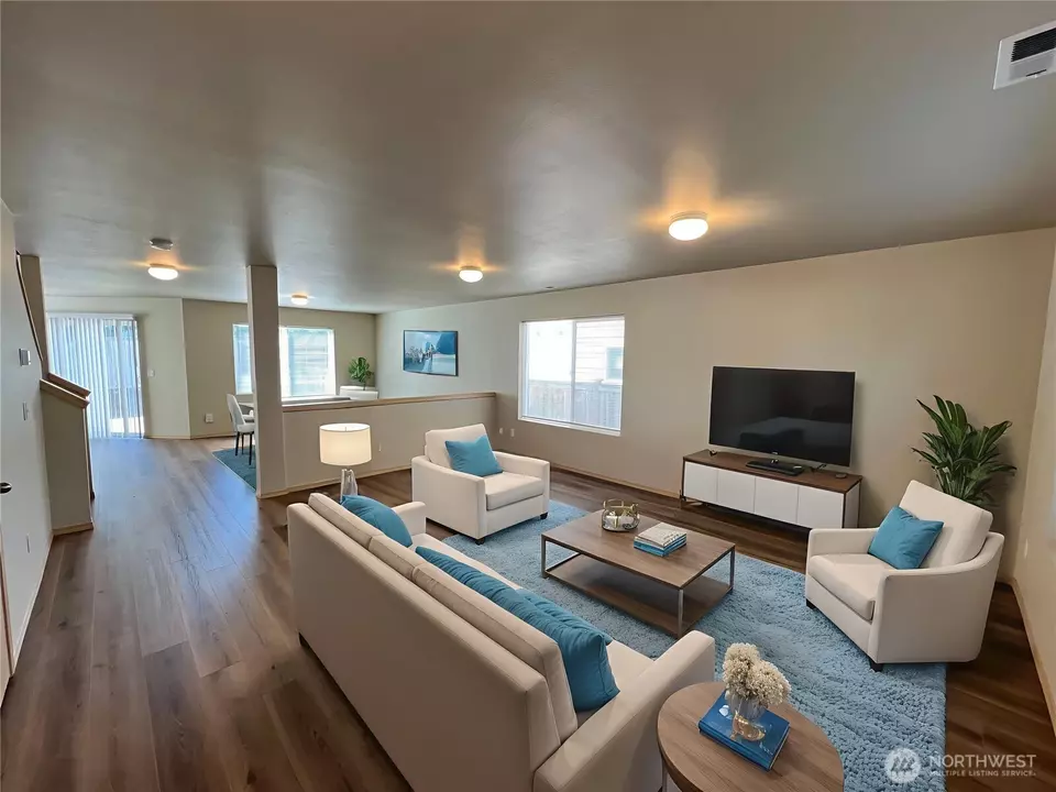 Living - 17709 Silver Creek Ave E, Puyallup, WA 98375 photo 1 of 5
