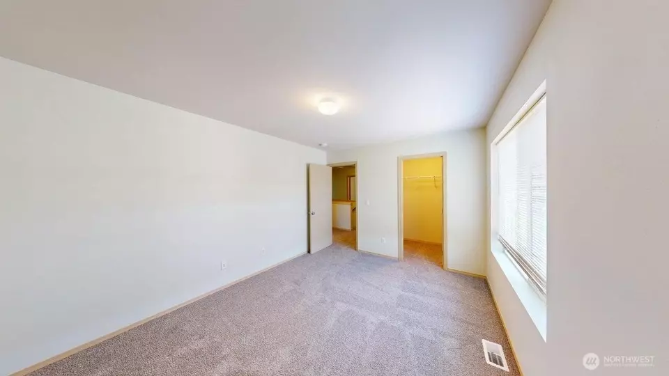 Bedroom - 17709 Silver Creek Ave E, Puyallup, WA 98375 photo 6 of 8