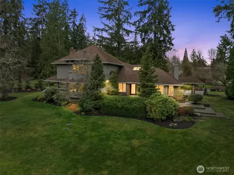 18821 NE 153rd St, Woodinville, WA 98072
