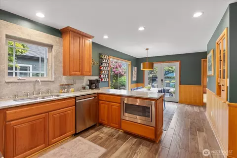 1407 Rucker Ave, Everett, WA 98201 photo 12