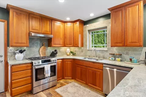 1407 Rucker Ave, Everett, WA 98201 photo 11