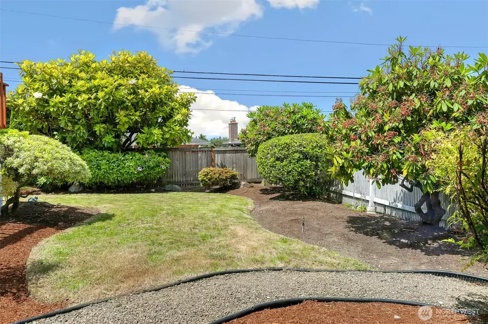 Exterior - 8643 21st Ave NW, Seattle, WA 98117 photo 7 of 9