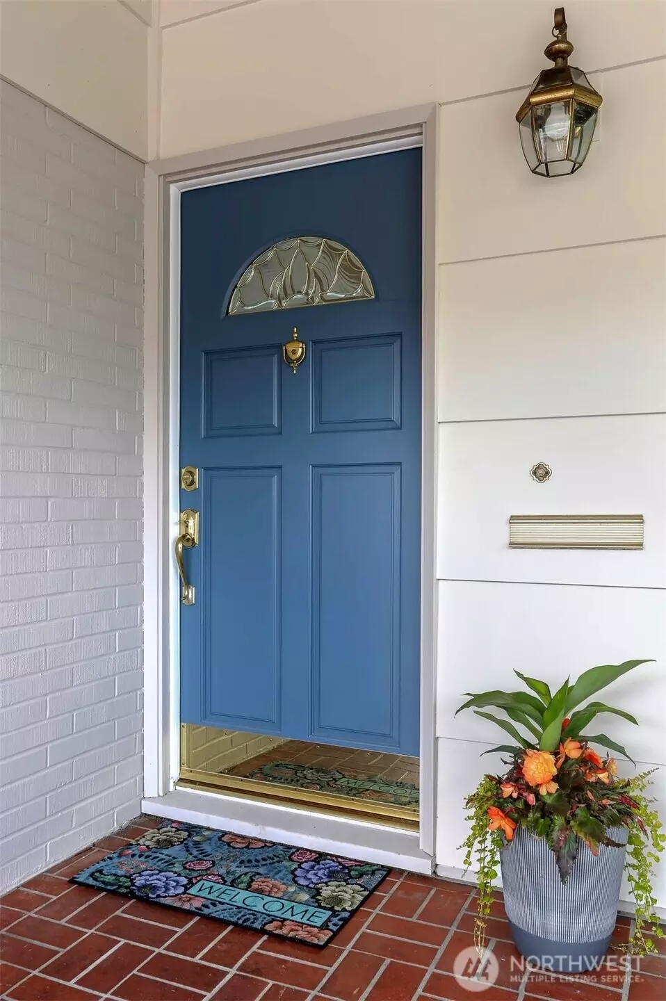 Entry Way - 8643 21st Ave NW, Seattle, WA 98117 photo 1 of 1
