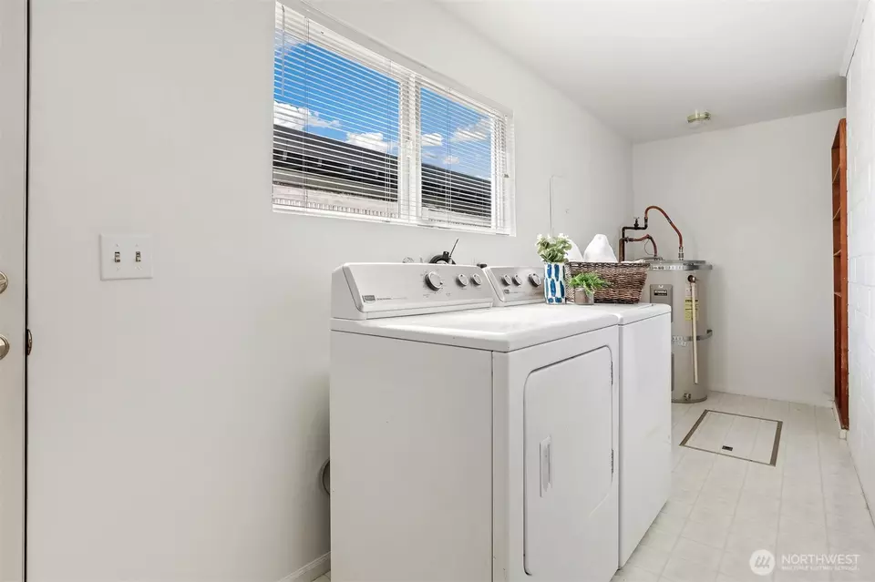 Other - 8643 21st Ave NW, Seattle, WA 98117 photo 3 of 6