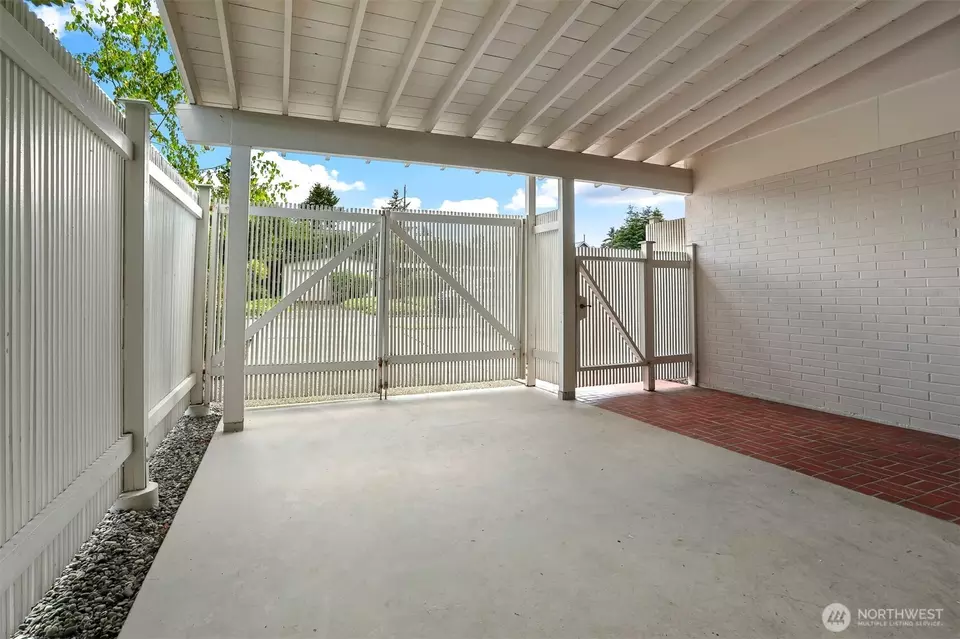 Exterior - 8643 21st Ave NW, Seattle, WA 98117 photo 9 of 9