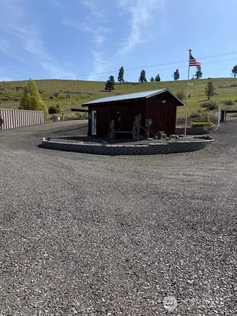 3201 Bettas Rd, Cle Elum, WA 98922