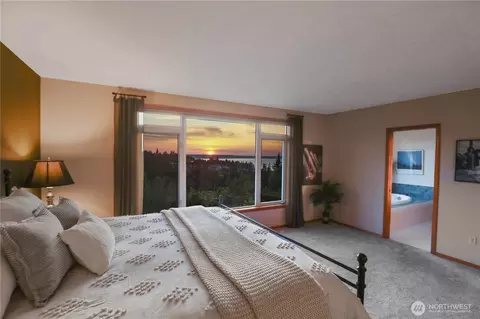 Bedroom - 4920 Seahurst Ave, Everett, WA 98203 photo 2 of 5
