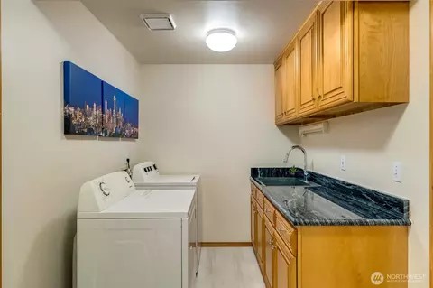 Other - 4920 Seahurst Ave, Everett, WA 98203 photo 1 of 2