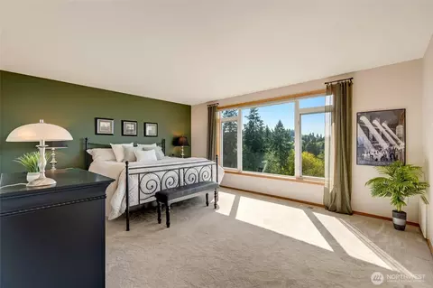 Bedroom - 4920 Seahurst Ave, Everett, WA 98203 photo 1 of 5