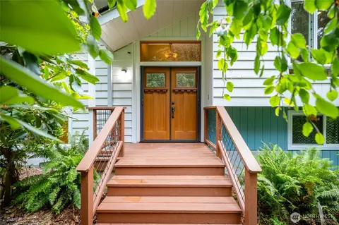 3500 Apache Dr, Mount Vernon, WA 98273