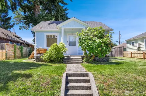 221 Thomas St N, Olympia, WA 98502