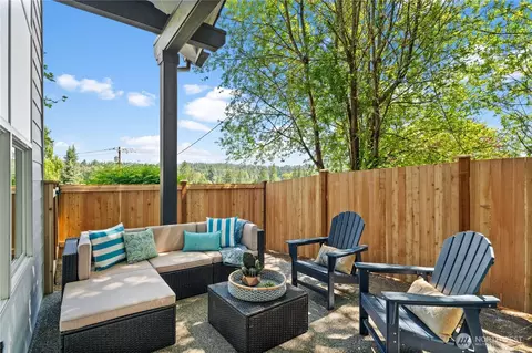 Exterior - 23214 Fitzgerald Rd #1, Bothell, WA 98021 photo 2 of 3